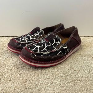 Women’s Ariat Cruiser Slip on Shoe, Size 6.5